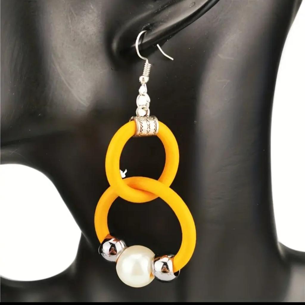 Faux Pearl (Yellow)