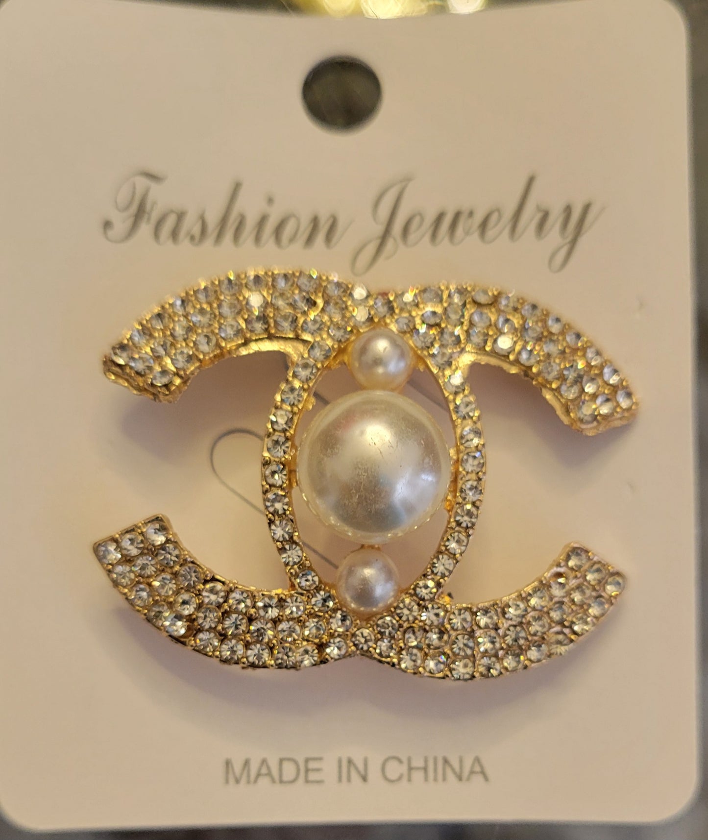 Charming Carla's Brooch-silver & pearl 102